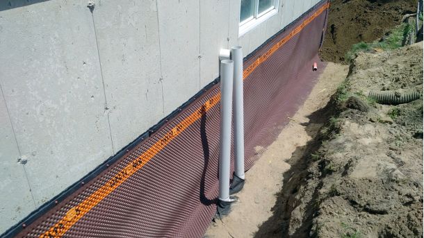 Installation d'un drain français | G.S. Dubois